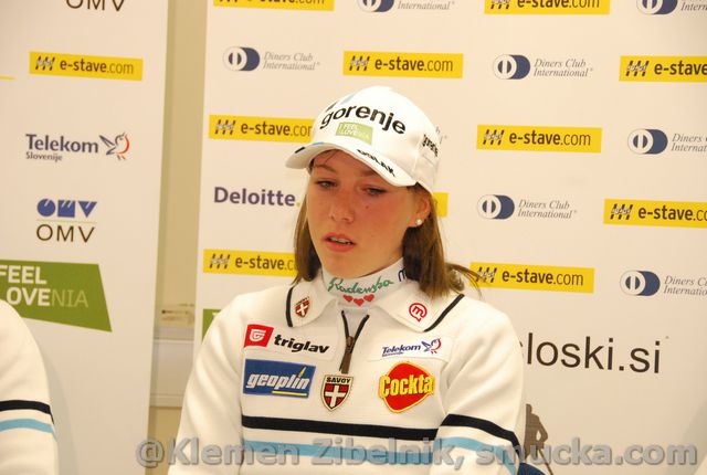 022 Anja Erzen